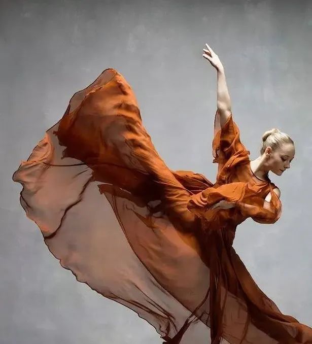 爱马仕轻奢++ 自然小清新,漓东新城样板房设计演绎优雅与清新-2