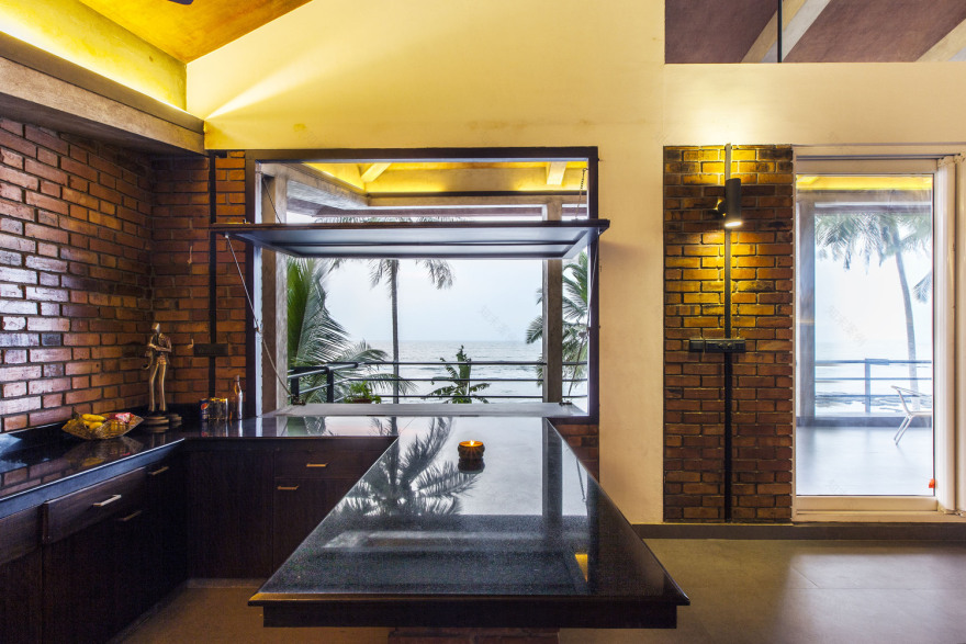 印度卡利库特 Elathur 海滩混凝土住宅-45