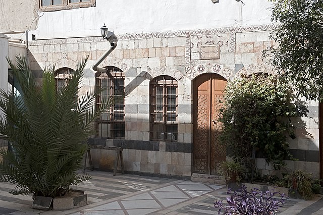 叙利亚传统庭院住宅 | 融合历史与自然的宁静空间-8