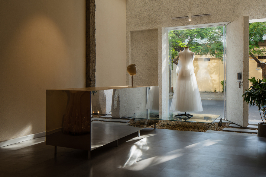 越南 Da Nang Euphoria Bridal Gallery 时尚婚纱店设计-42