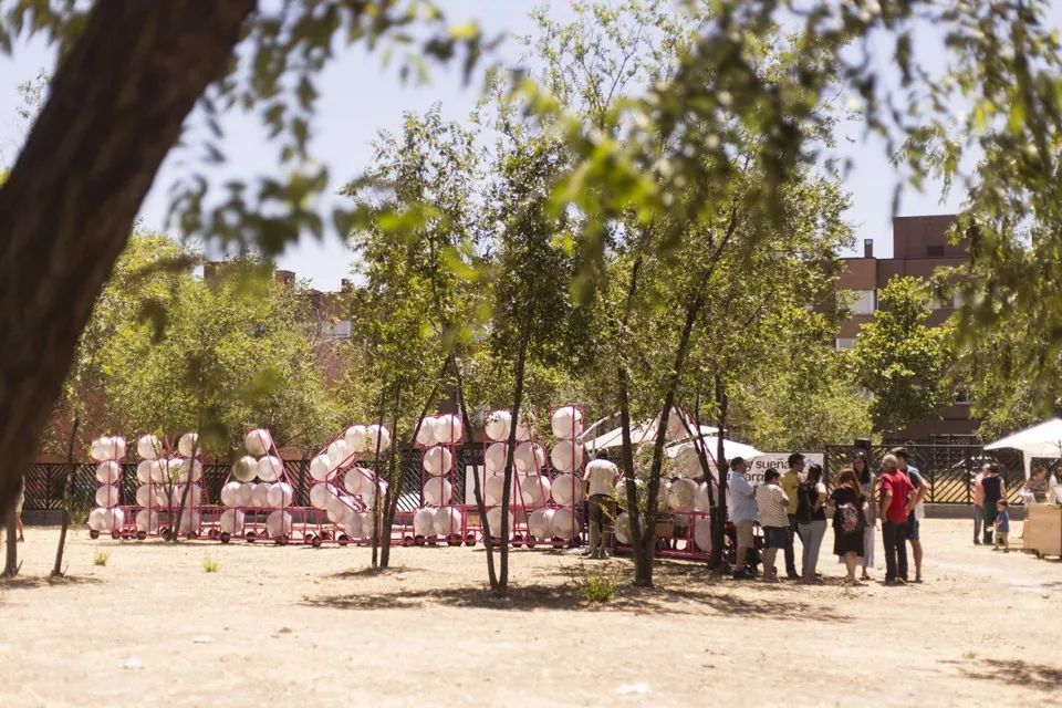 空间中的排版:一波“文字+景观”案例-67