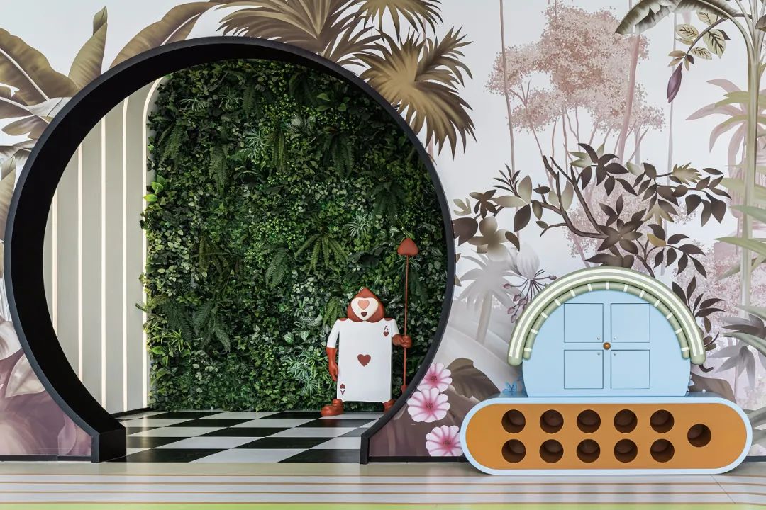 《爱丽丝梦游仙境》 | 奇幻梦境的儿童共享空间-57