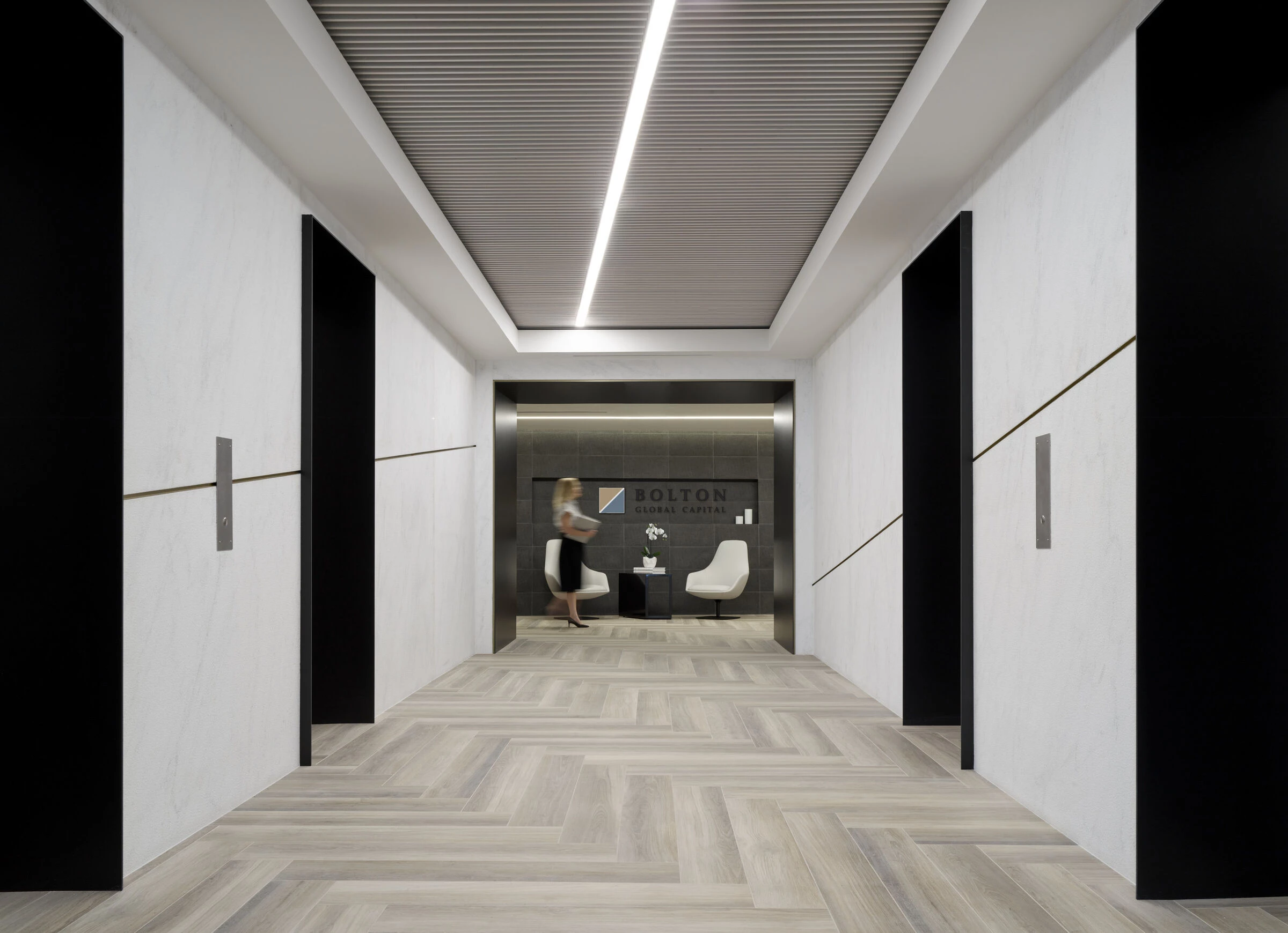 融入 Miami 文化的精致办公室设计丨美国迈阿密丨MKDA-13