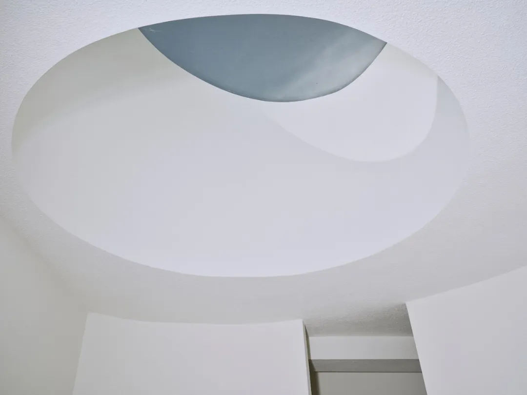 195㎡纯白几何，用日光雕刻生活的诗意-26