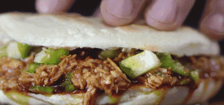 成都高桌子低板凳面馆-37