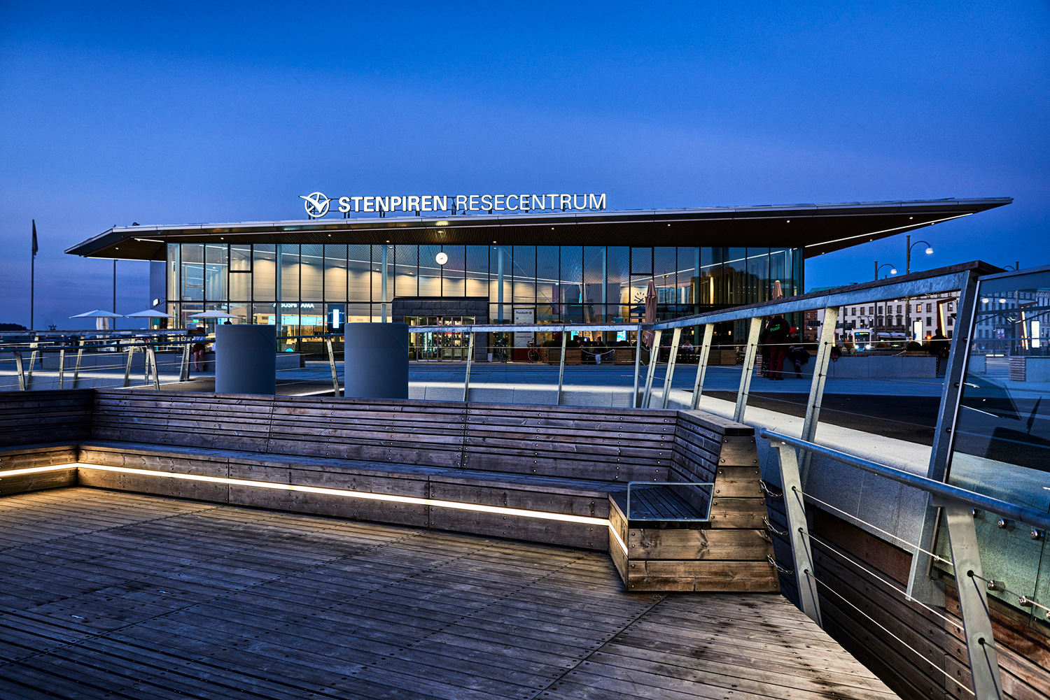 瑞典 Gothenburg 市 Stenpiren 交通枢纽区景观设计-19
