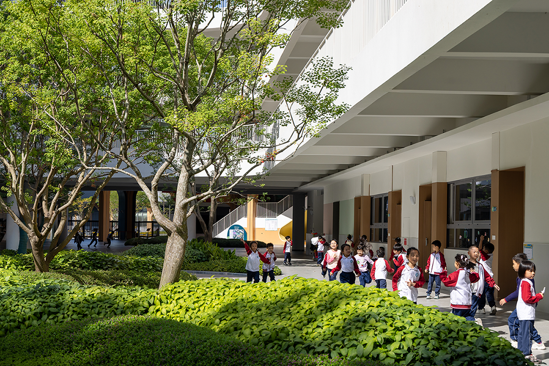华中师范大学东莞东城学校景观设计丨中国东莞丨里表都会(北京)规划设计咨询有限公司-58