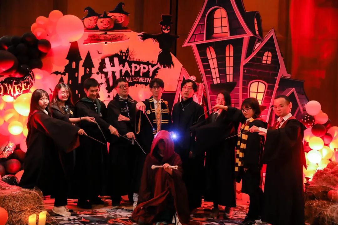 line+鬼混之旅 · 室内设计狂欢派对-60