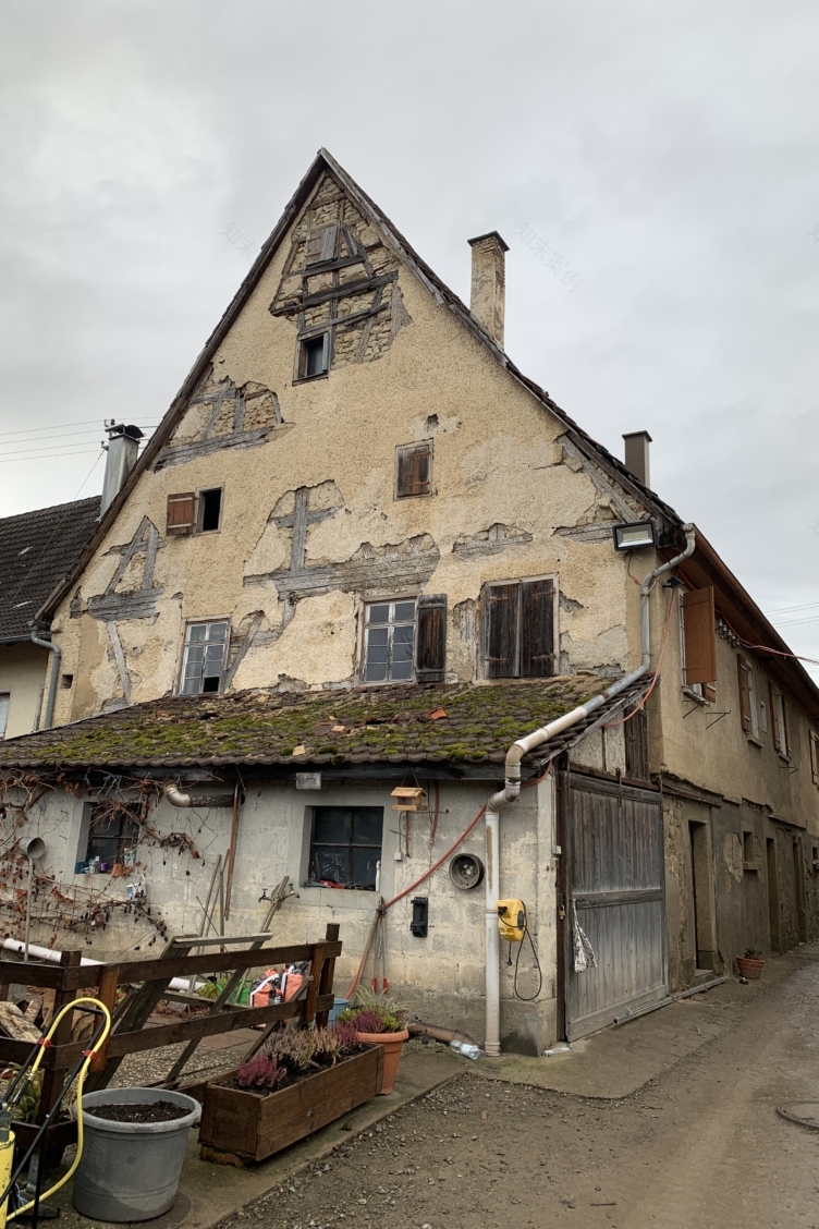 Sanierung eines denkmalgeschützten Wohngebäudes - buerohauser-19