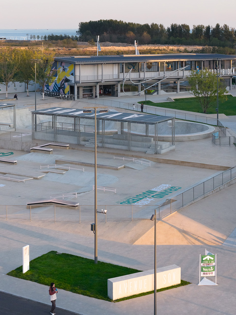 AVENUE & SON阿那亚北岸滑板公园丨中国秦皇岛丨万社设计(Various Associates)-19