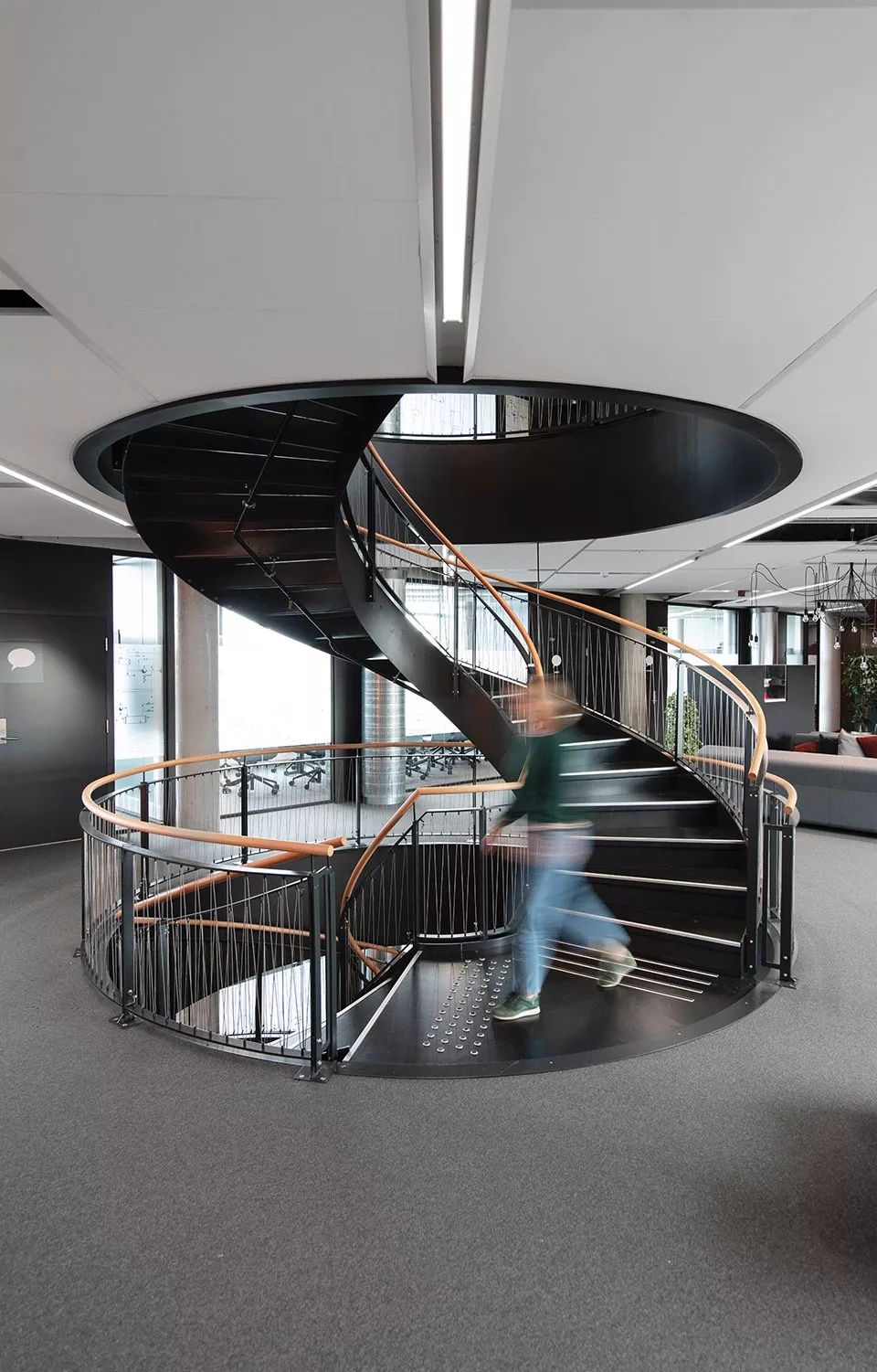 2019 全球创意办公空间盘点,惊艳的不仅仅是设计!-189