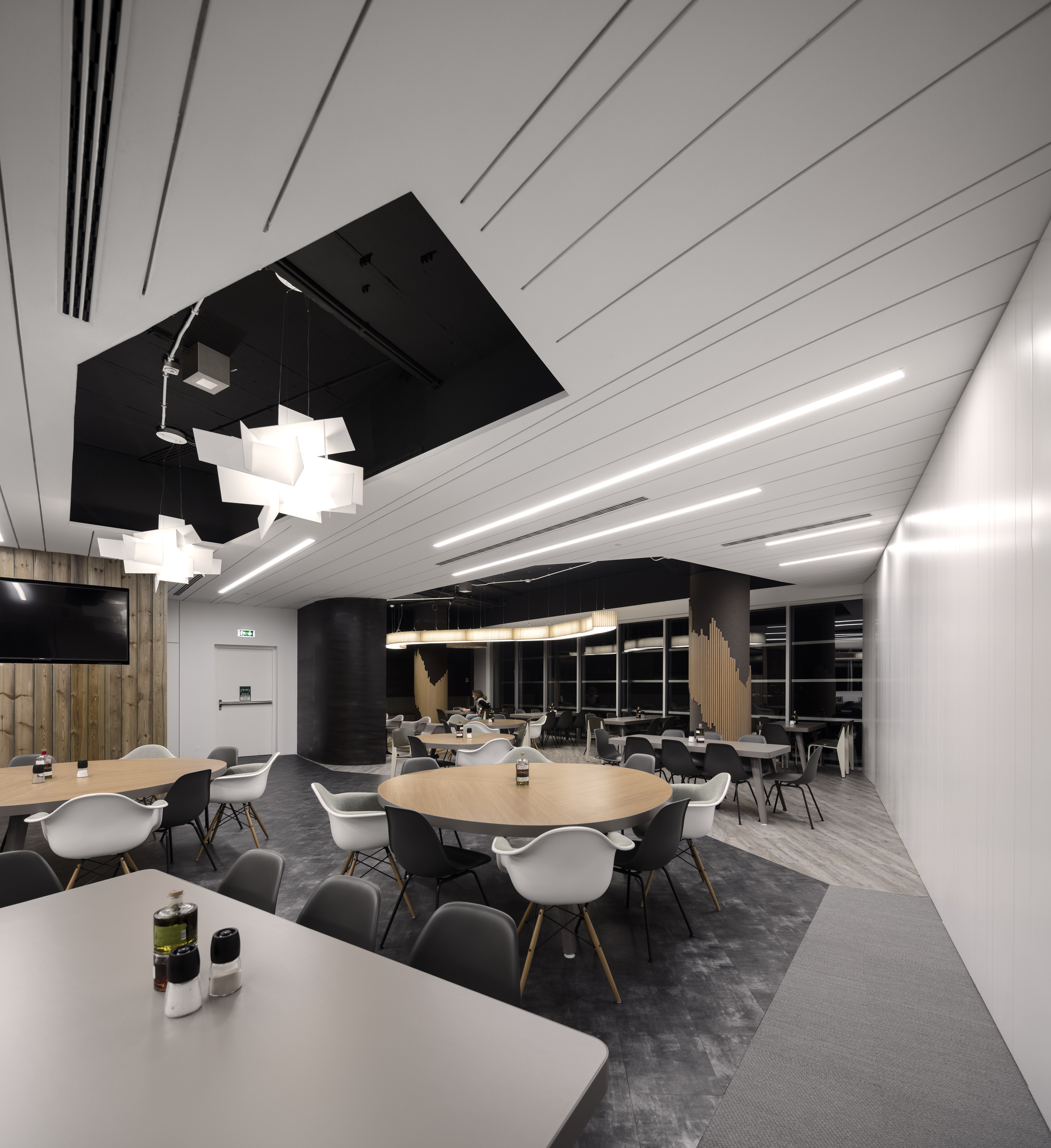 里斯本 DELOITTE 总部 | 现代办公空间的典范-42