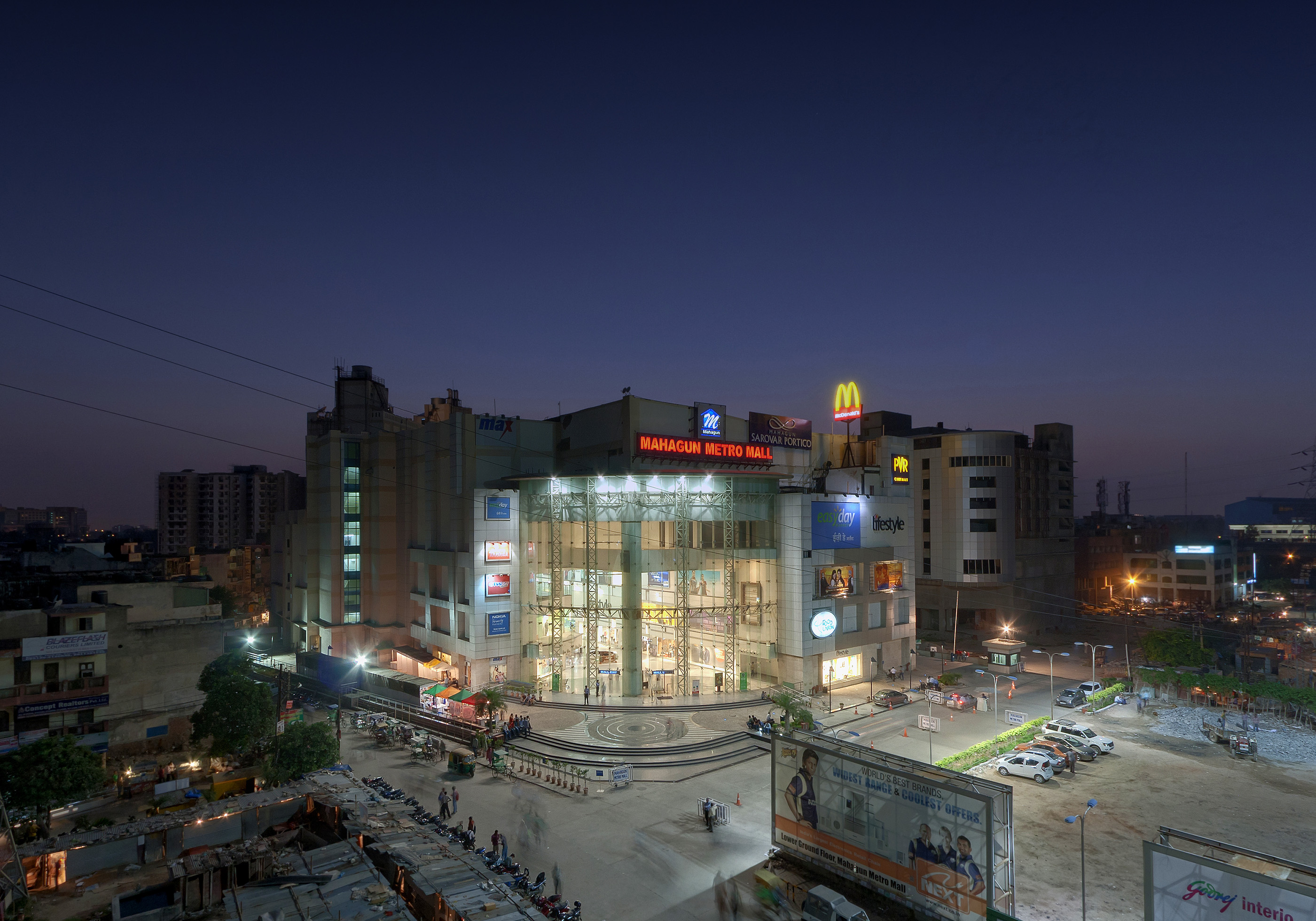 玛哈贡地铁购物中心-18