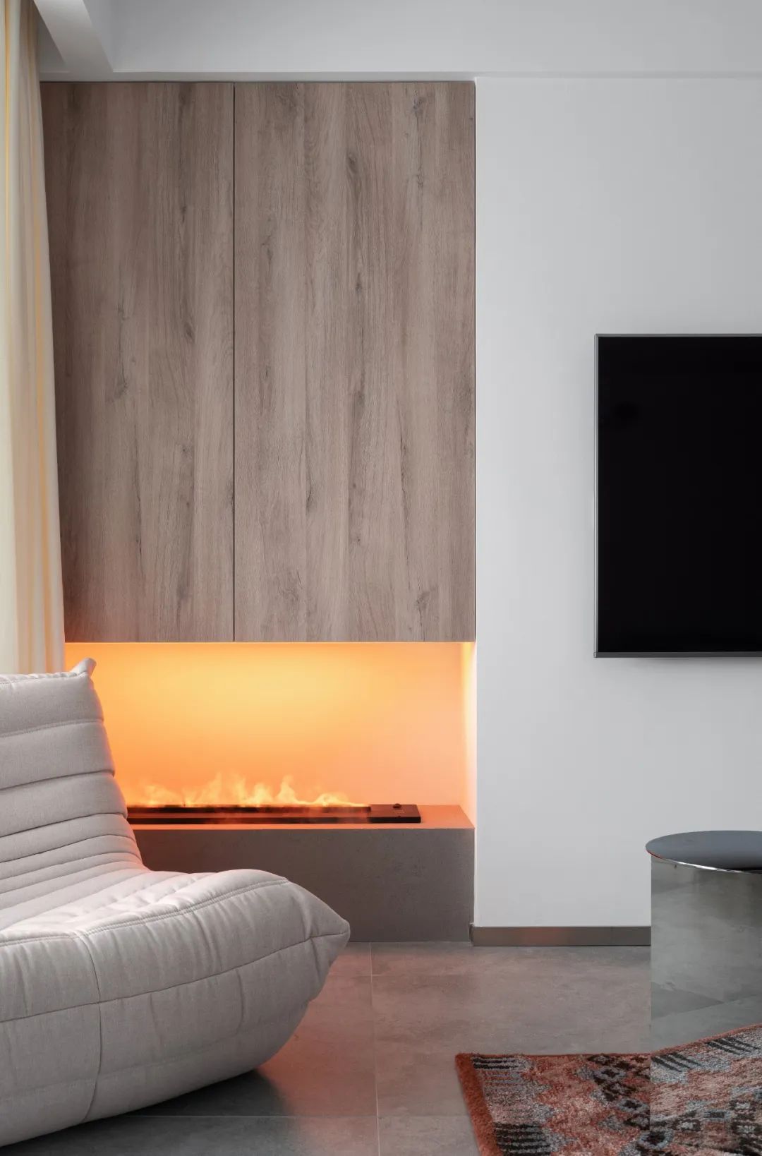 黑白基调,打造隔绝纷扰的年轻夫妻新居-42