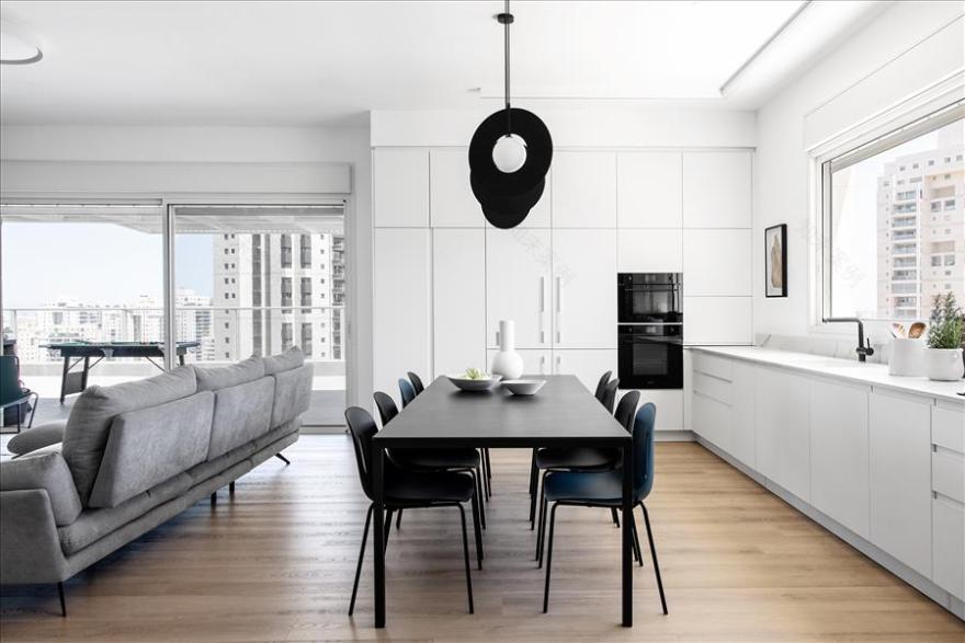 ליאת פוסט | עיצוב פנים פנטהאוז 5 חדרים בקרית אונו - PICKINTERI-8