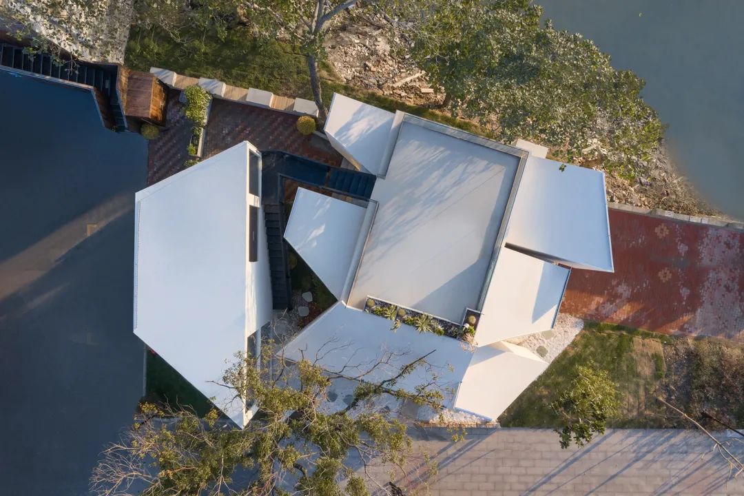 上海云间粮仓“人民河畔悬浮的太空盒”LILITH 莉莉斯小屋丨中国上海丨DCDSAA 淀川建筑事务所-8