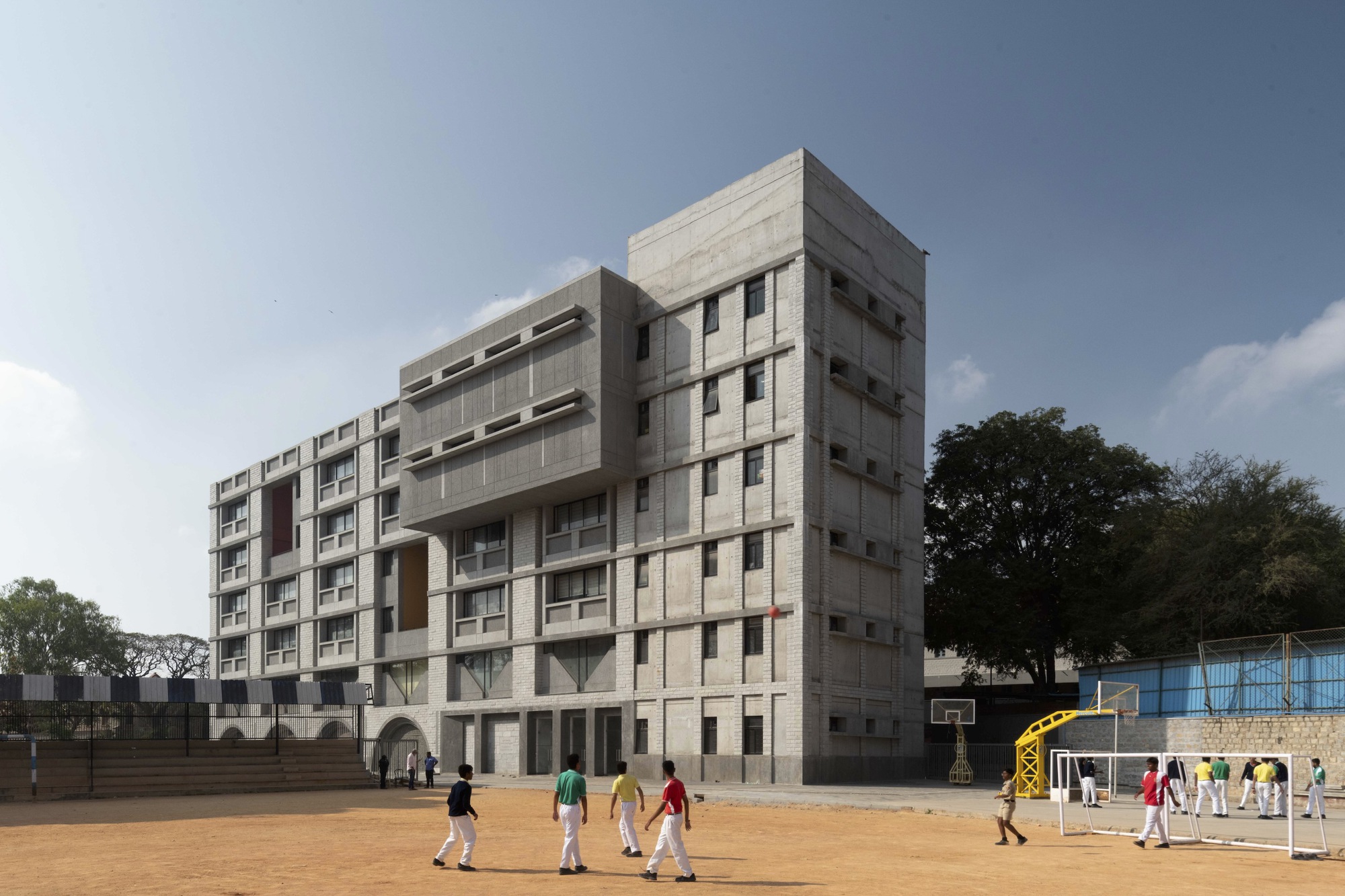 St. Joseph’s College of Law Bengaluru / BetweenSpaces-14