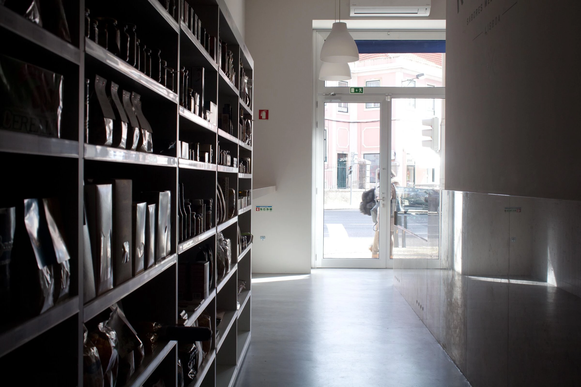 里斯本小空间大改造 | 美食与咖啡的完美融合-24