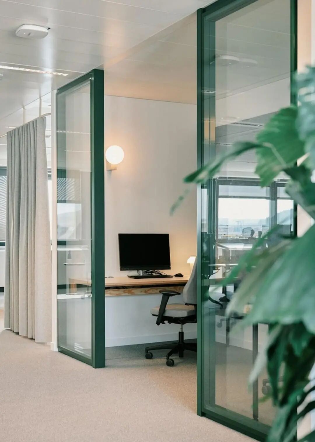 比利时AG保险沙勒罗瓦办公楼局部改造项目丨Ncbham-45