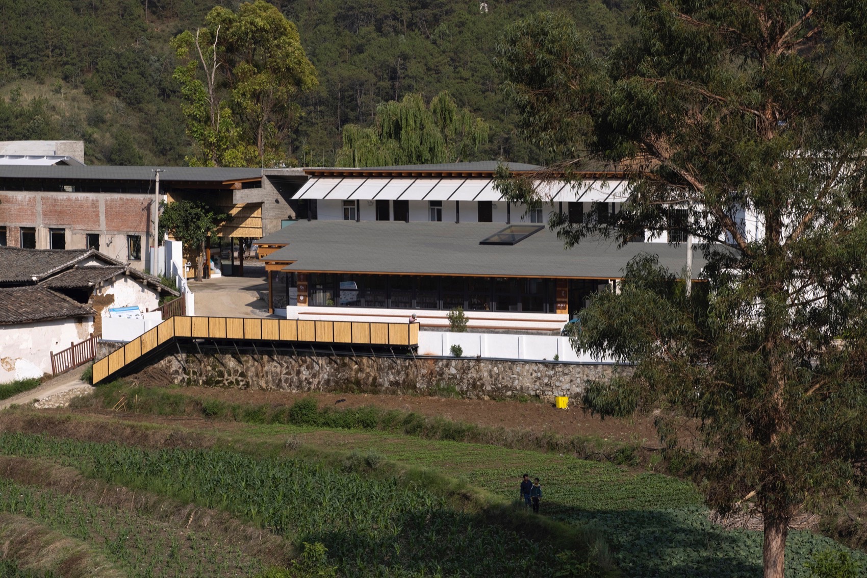 在遗址中的建造 · 联合村社区中心丨中国攀枝花丨合造社建筑设计事务所-7