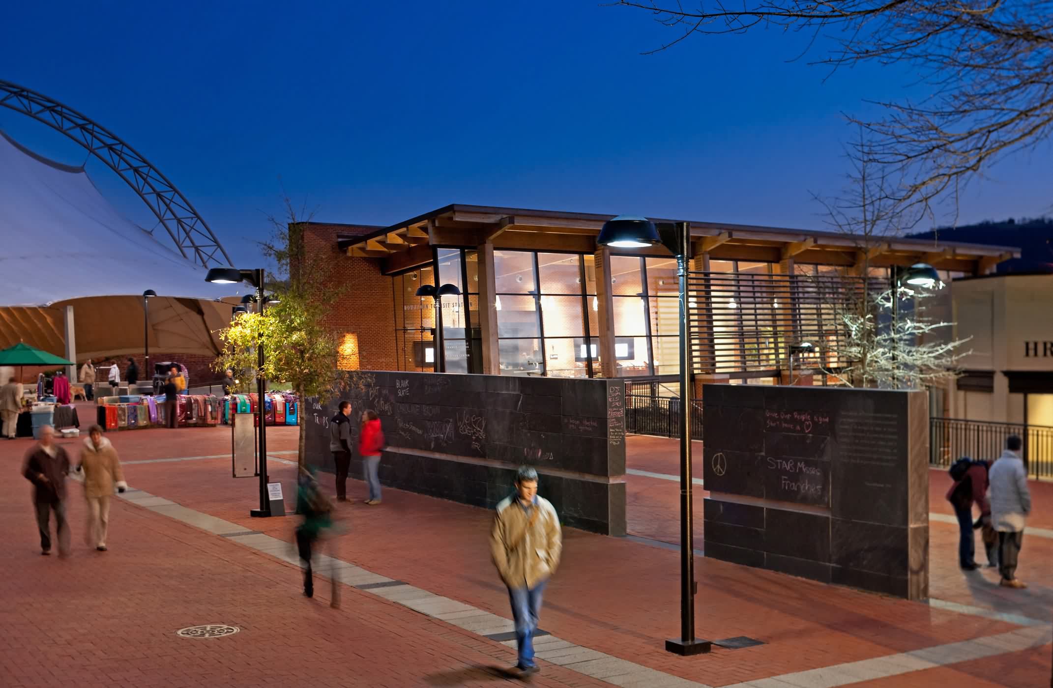 Siteworks Studio 打造温馨公共空间-3