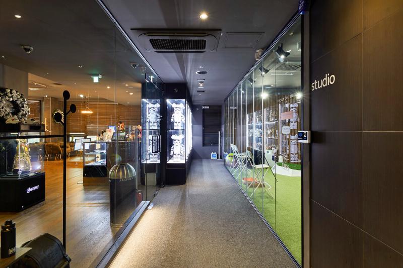 简约高雅的杰诺姆高尔夫球室内设计-3