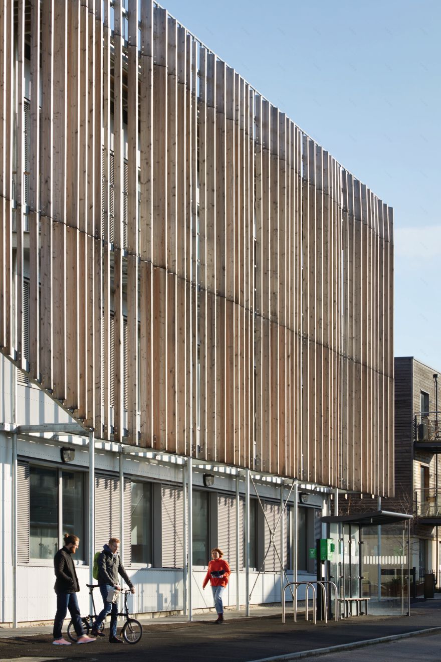 英国首个 Passivhaus Plus 认证办公楼丨Architype-13