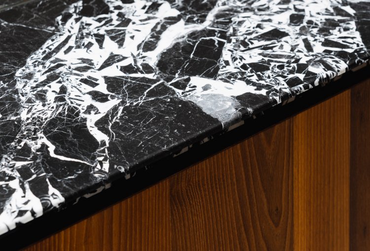 人力资源顶层套房（需结合具体语境，HR常见为Human Resources即人力资源的缩写，Penthouse指顶层豪华套房、阁楼等，这里按常规组合含义翻译） 丨德国柏林-0