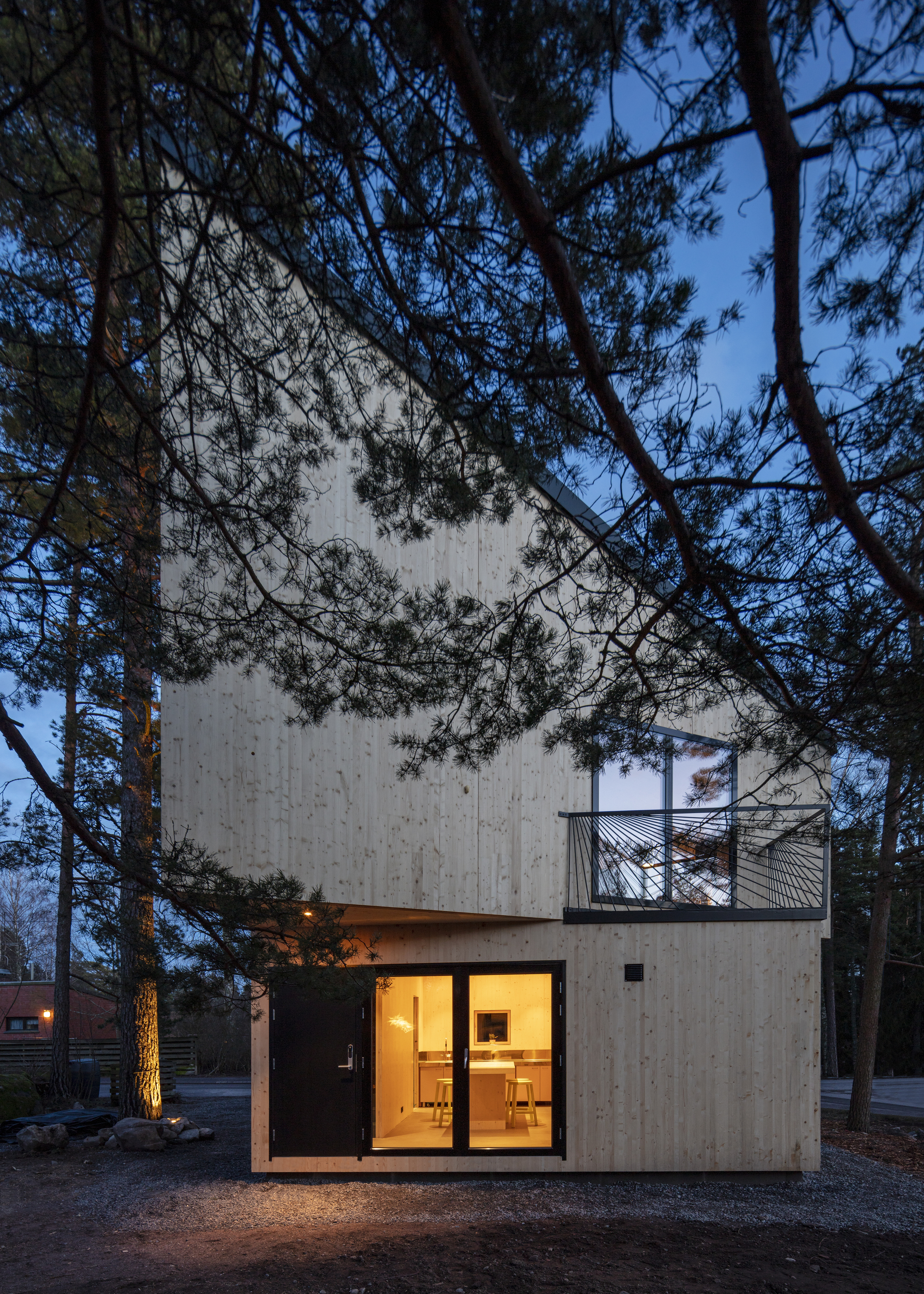 12 House / ORTRAUM-24