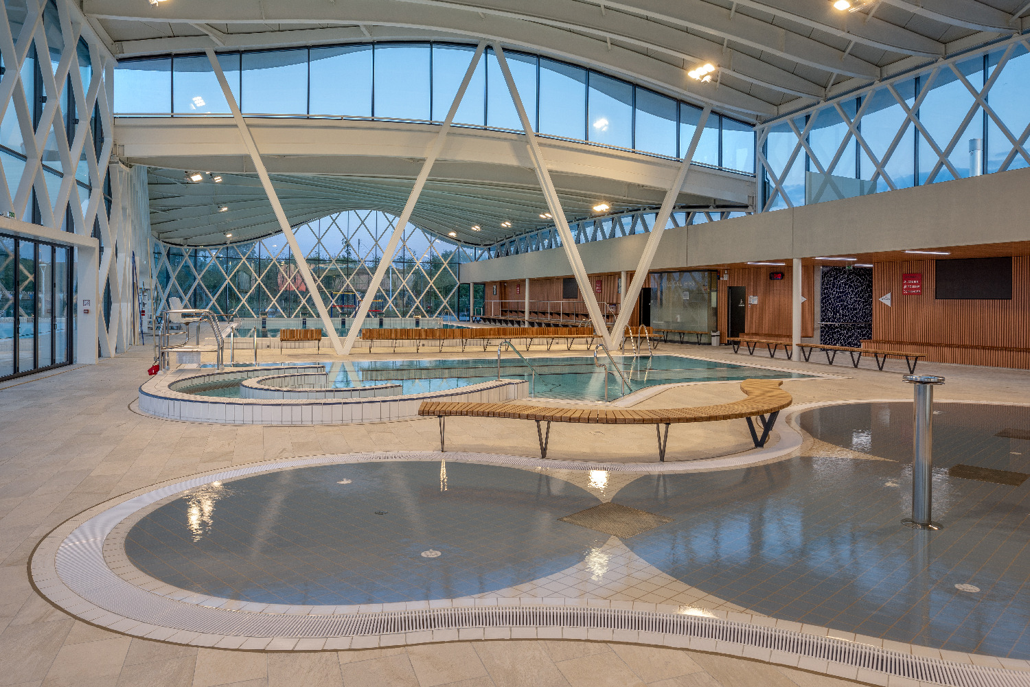 体育馆丨MultiplexeAquatique-149