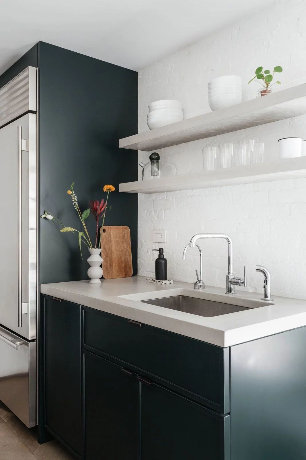 预算有限，纽约百年建筑变身个性公寓-6