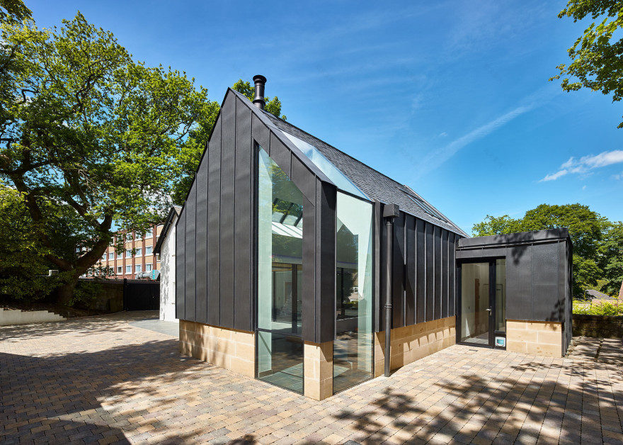 英国百年老屋的现代新生 · 三馆围合的内外交融之家-14