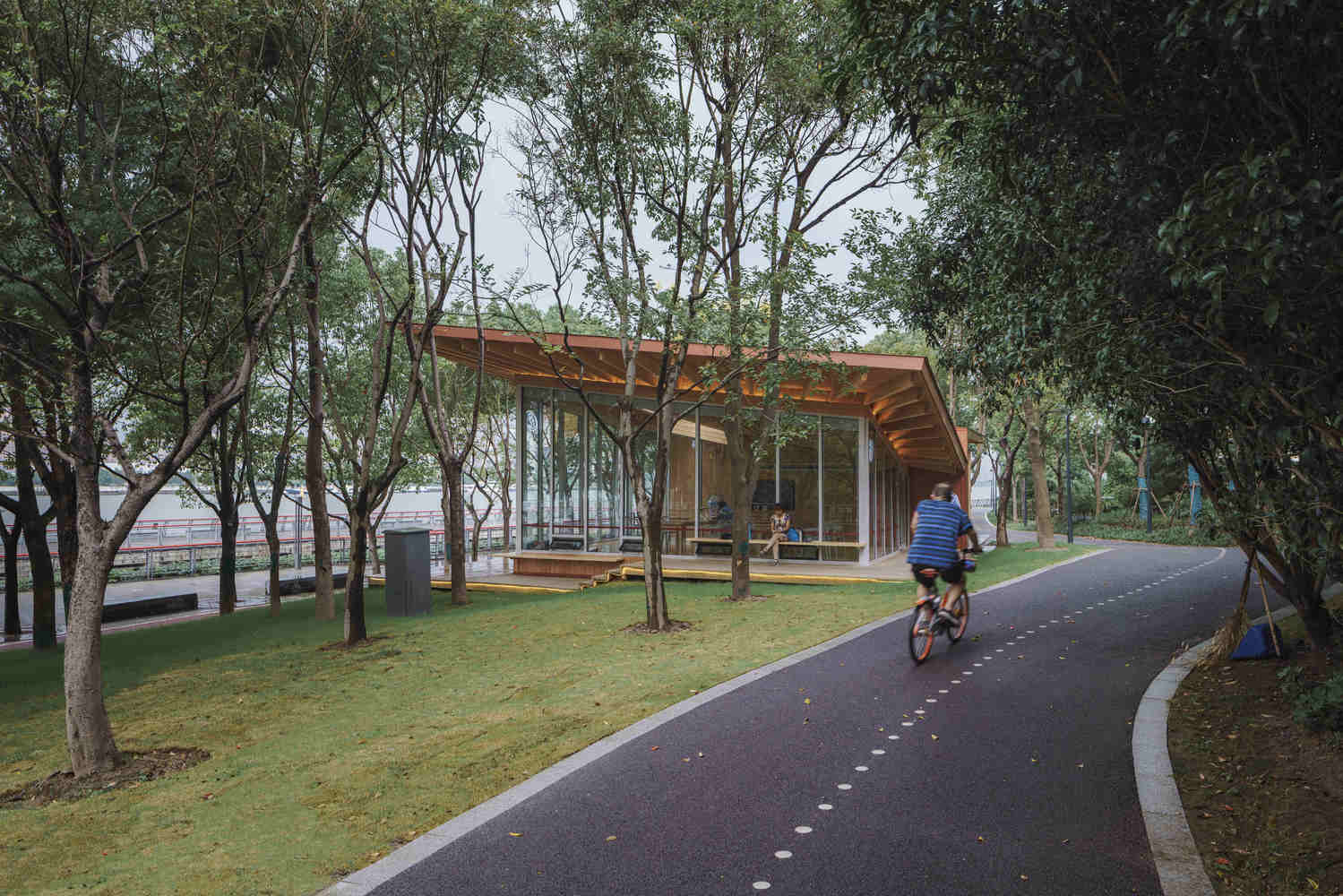 上海东岸“江景服务驿站”-26