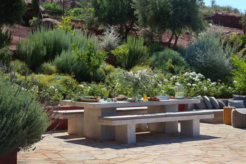 Bin El Ouidane湖畔的变色龙别墅丨摩洛哥丨Zin Archi（Zineb Cherkaoui创立）-12