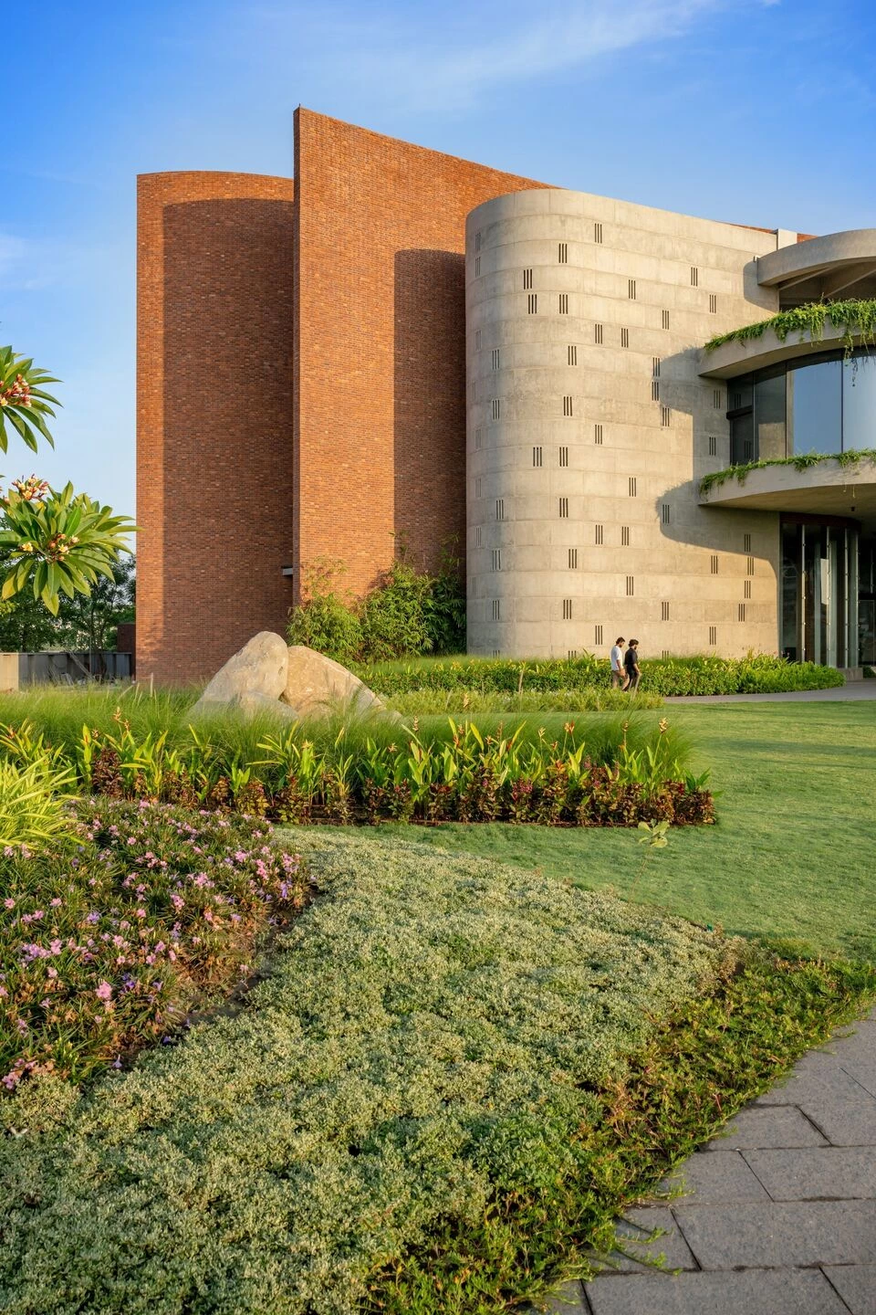 格林莱布钻石工厂大楼丨印度丨Design Work Group DWG-9