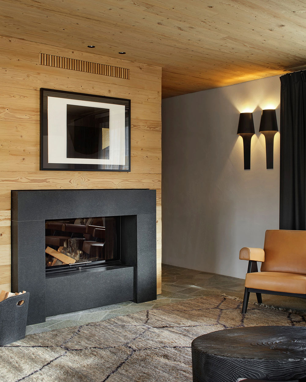 意大利阿尔卑斯山脉公寓的温馨优雅设计-6