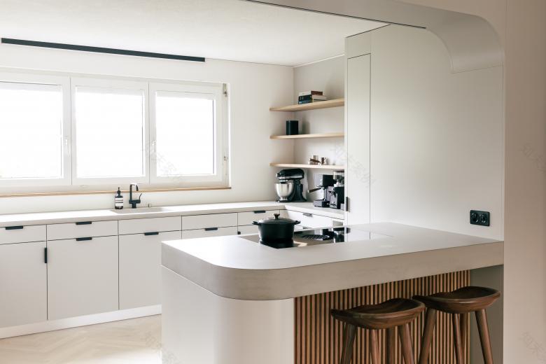 Nussbaumer Architekten AG丨Sanierung Einfamilienhaus Holbergstrasse Kloten丨瑞士-0