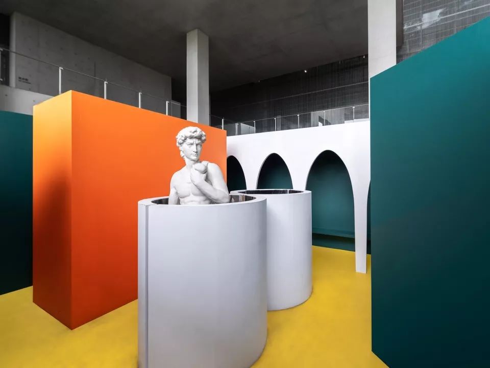 深圳“两个人的欲望都市”微型城市装置-1