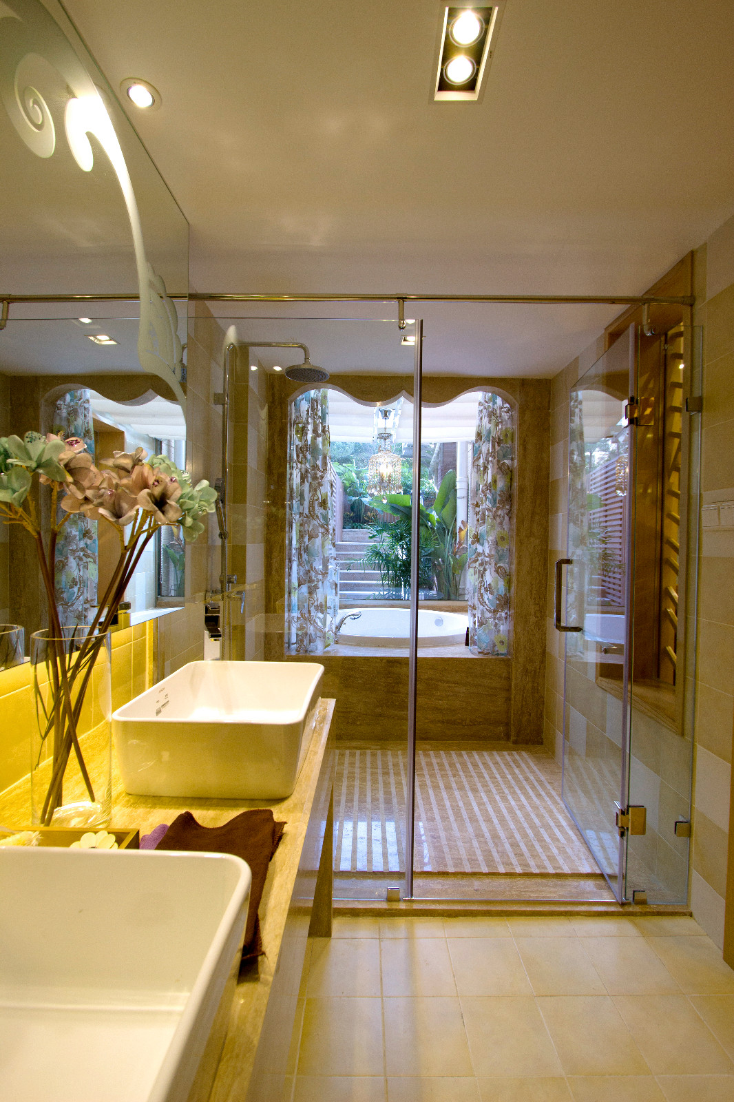 顺德公园一号浪漫巴里风样板间-19