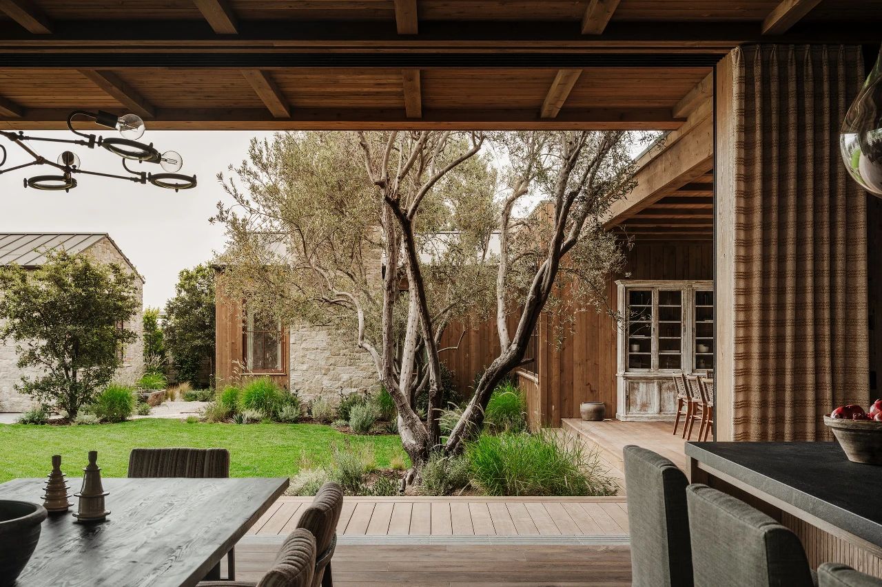 “Stranded in Paradise”（滞留天堂）-81