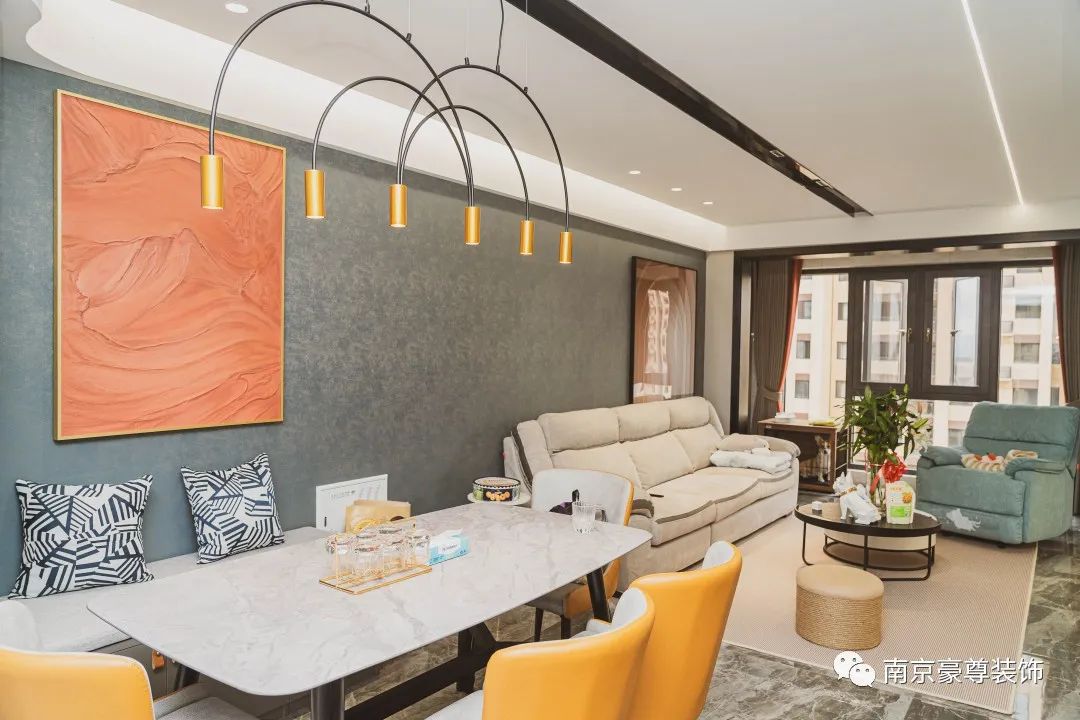 万达荣府豪尊装饰设计实景对比,尊贵尺度诠释舒适生活-1