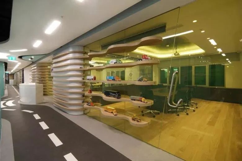 灵活多变、注重健康的办公空间设计-53