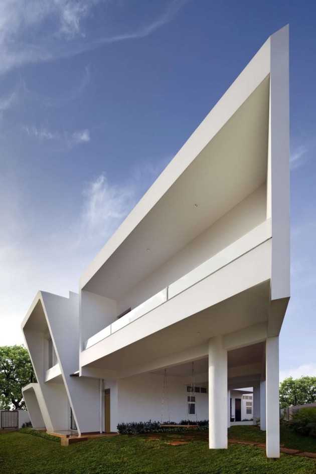 带庭院客厅的独特房屋建造丨印度丨Purple Ink工作室-18