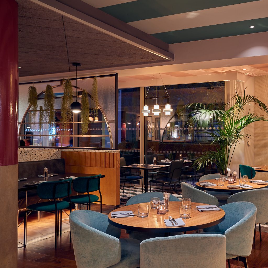 供应者；配置工具（在特定如云计算、自动化部署等语境中，常指用于配置基础设施、安装软件等的工具组件） 丨英国伦敦-12