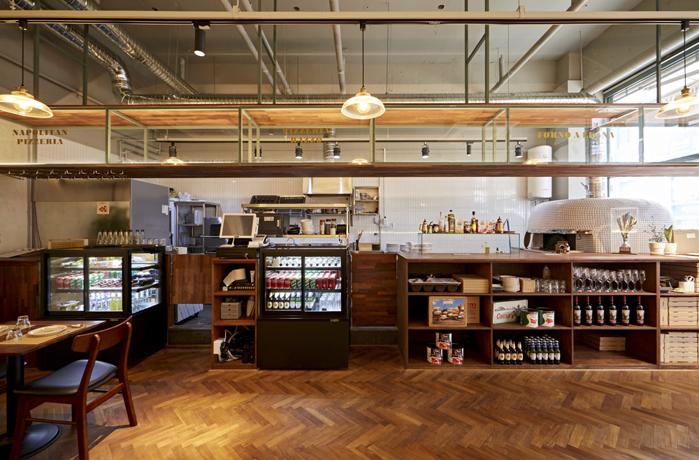 白色与木色交织的 20 平米小空间魔法-6