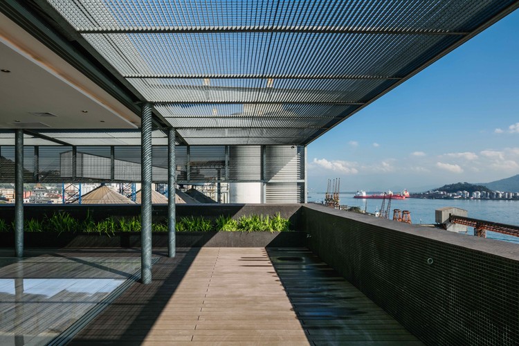 Almares Building  Reinach Mendonça Arquitetos Associados-21