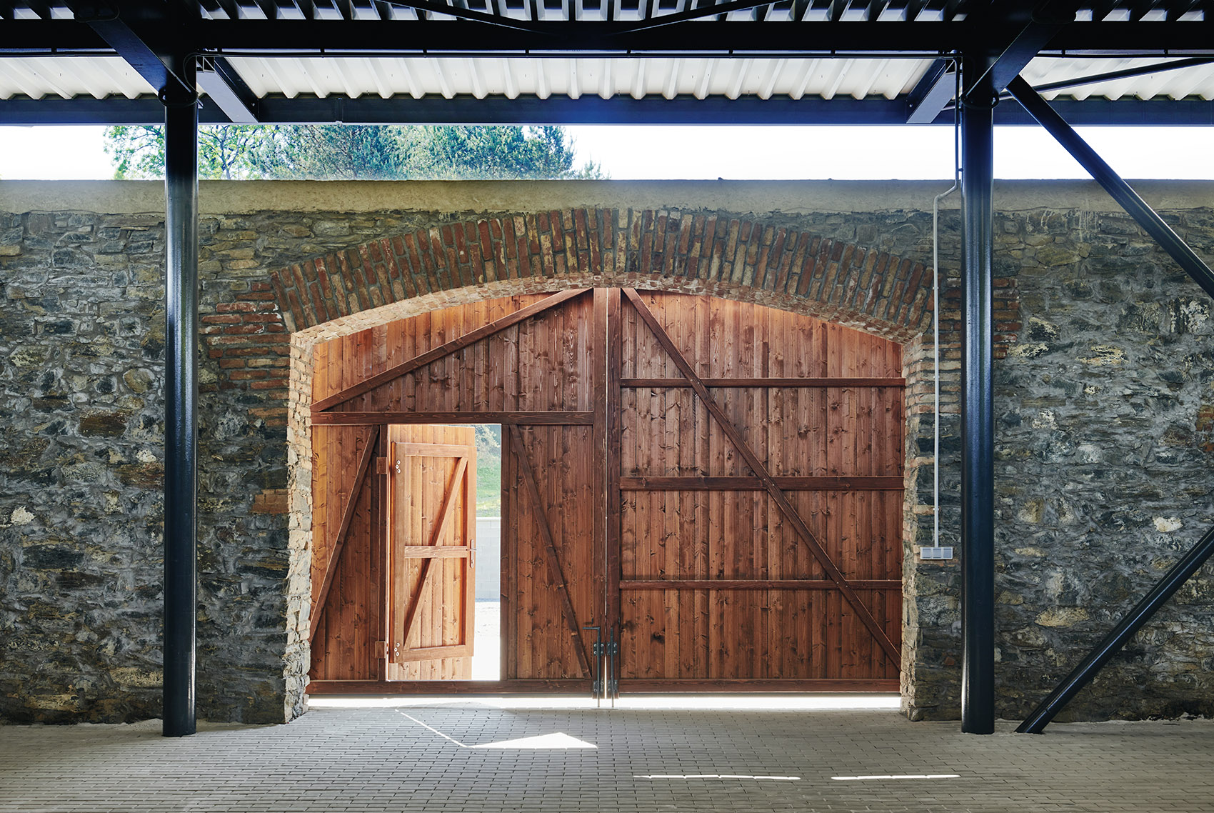 谷仓更新丨捷克丨DOMYJINAK Architects-19