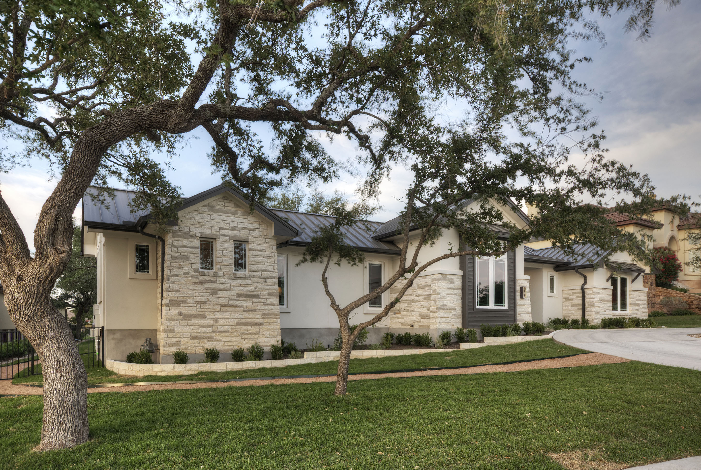 Bee Cave Modern Craftsman | Elliot Johnson, AIA-24