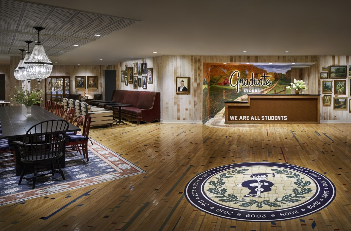 UConn 校园内的独特设计酒店 | Graduate Storrs Hotel-9