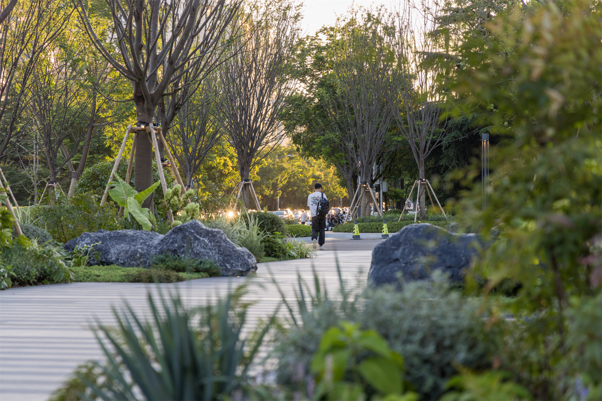 万科檐语间：城市中的原野 公园里的商业 / ROXin容心设计-21